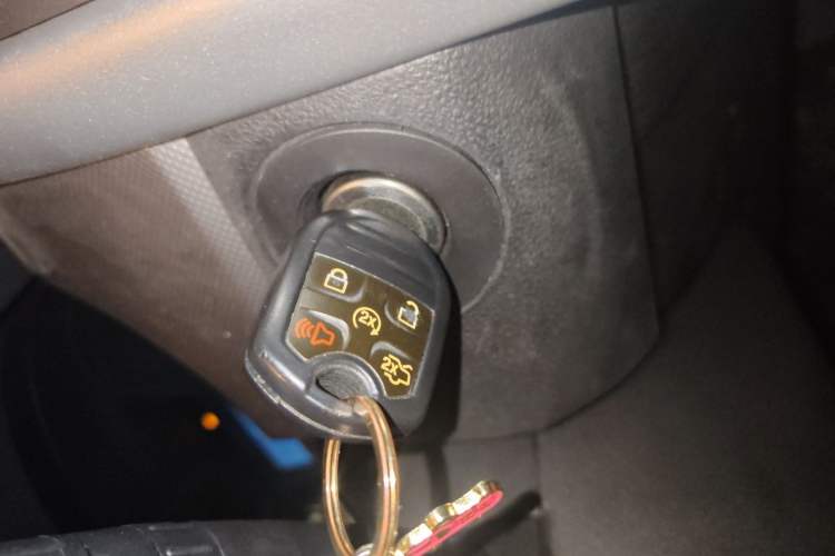 Used Ford Edge 2012 2.0T Elite Sunroof Edition Vehicle Key