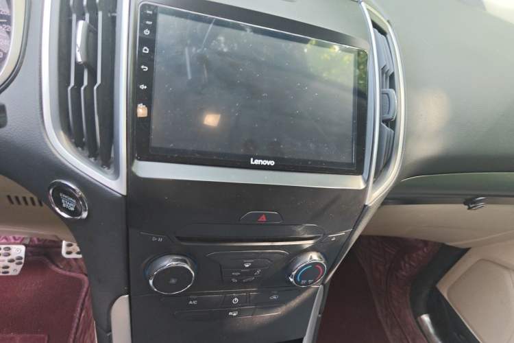 Used Ford Edge 2015 2.0T GTDi Two-Wheel-Drive Elite Edition Audio And AC Panel