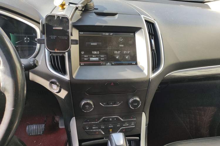 Used Ford Edge 2015 2.0T GTDi 4x4 High-Grade Model Audio And AC Panel
