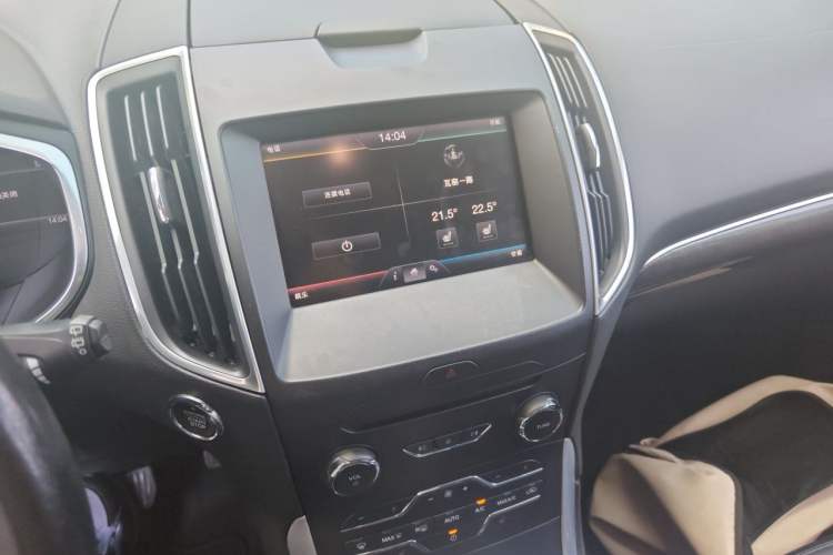 Used Ford Edge 2015 2.0T GTDi 4x4 High-Grade Model Audio And AC Panel