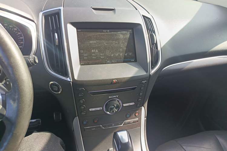 Used Ford Edge 2015 2.0T GTDi Four-Wheel Drive Prestige Model Audio And AC Panel