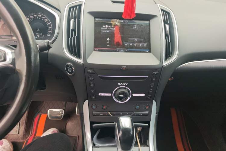 Used Ford Edge 2015 2.0T GTDi Four-Wheel Drive Prestige Model Audio And AC Panel