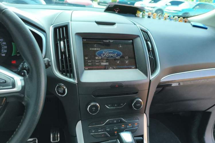 Used Ford Edge 2015 2.0T GTDi 4x4 High-Grade Model Audio And AC Panel