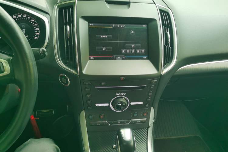 Used Ford Edge 2015 2.7T GTDi 4x4 Prestige 7-Seater Audio And AC Panel