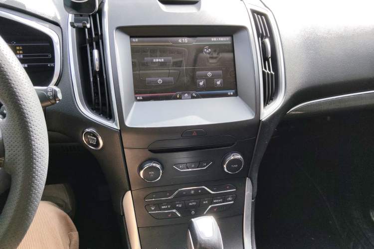 Used Ford Edge 2015 2.0T GTDi 4x4 High-Grade Model Audio And AC Panel