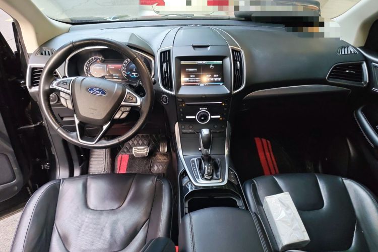 Used Ford Edge 2015 2.0T GTDi Four-Wheel Drive Prestige Model Center Console