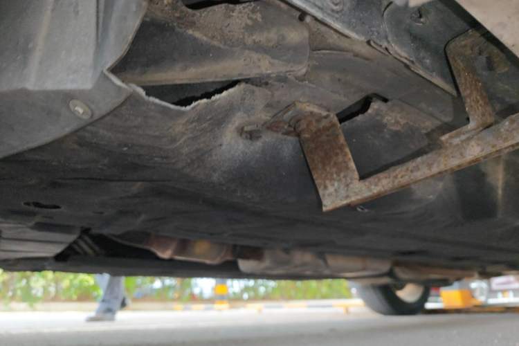 Used Ford Edge 2015 2.0T GTDi 4x4 High-Grade Model Chassis Front Left