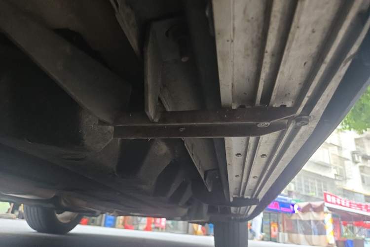 Used Ford Edge 2015 2.0T GTDi 4x4 High-Grade Model Chassis Front Left