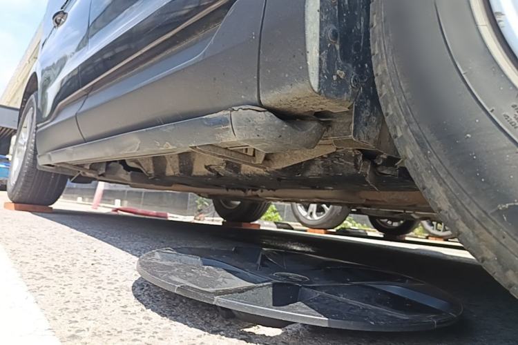 Used Ford Edge 2015 2.0T GTDi Two-Wheel-Drive Elite Edition Chassis Front Right