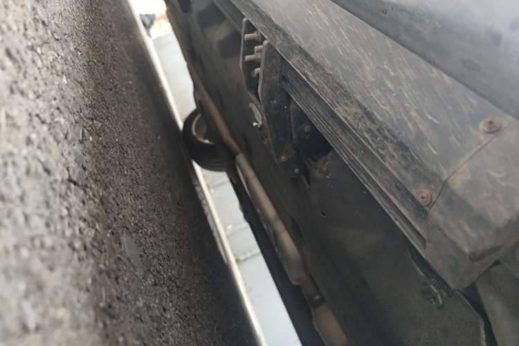 Used Ford Edge 2015 2.0T GTDi 4x4 High-Grade Model Chassis Front Right