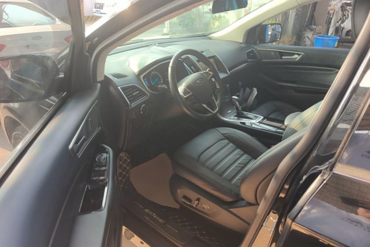Used Ford Edge 2015 2.0T GTDi 4x4 High-Grade Model Driver Seat