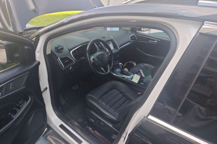 Used Ford Edge 2015 2.0T GTDi 4x4 High-Grade Model Driver Seat