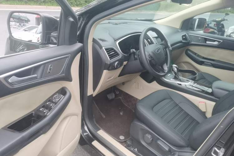 Used Ford Edge 2015 2.0T GTDi Two-Wheel-Drive Elite Edition Driver Seat