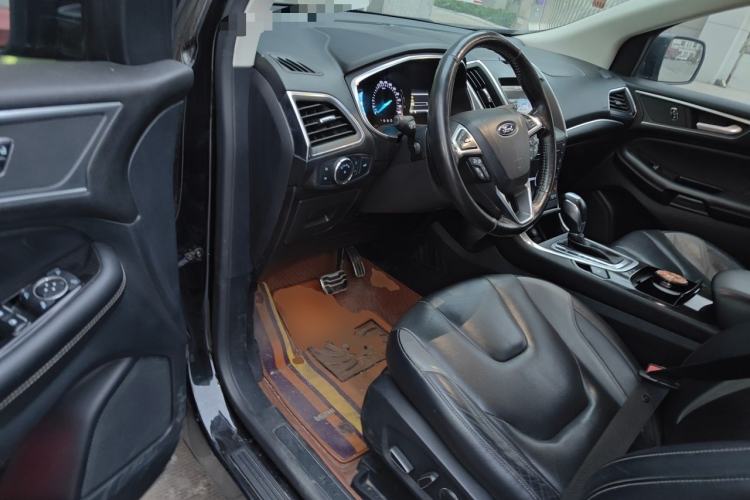 Used Ford Edge 2015 2.7T GTDi 4x4 Sporty 7-Seater Driver Seat