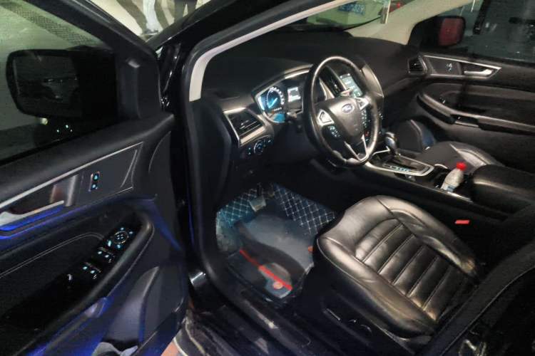 Used Ford Edge 2015 2.0T GTDi Two-Wheel-Drive High-Line Version Driver Seat