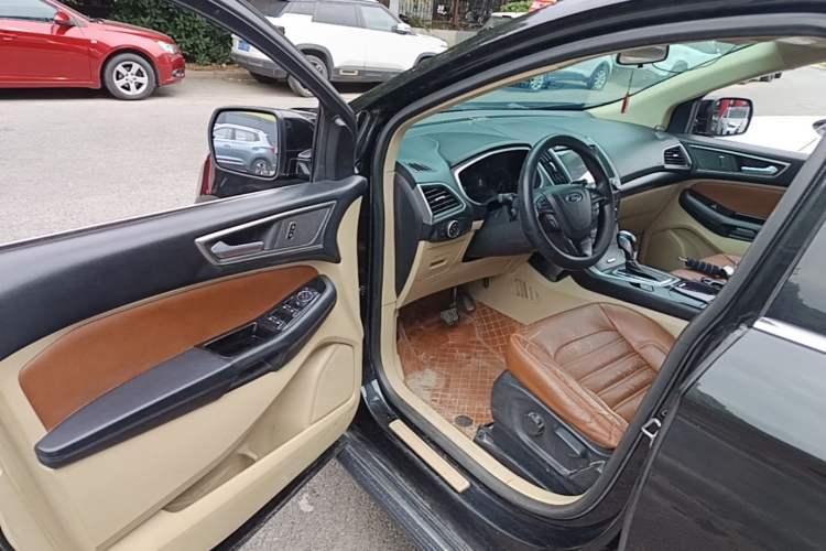 Used Ford Edge 2015 2.0T GTDi Two-Wheel-Drive Elite Edition Driver Seat