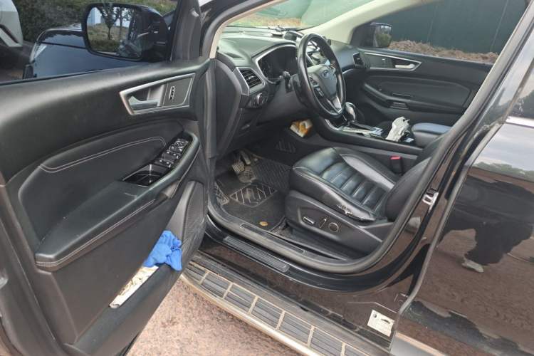 Used Ford Edge 2015 2.0T GTDi 4x4 High-Grade Model Driver Seat