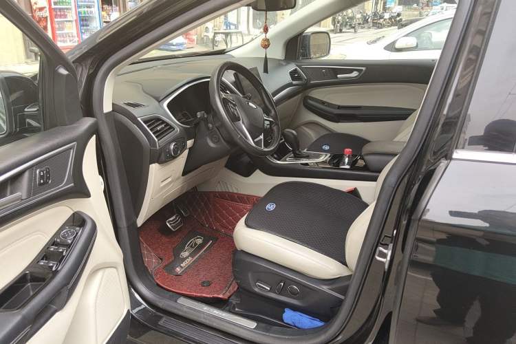 Used Ford Edge 2015 2.7T GTDi 4x4 Prestige 7-Seater Driver Seat