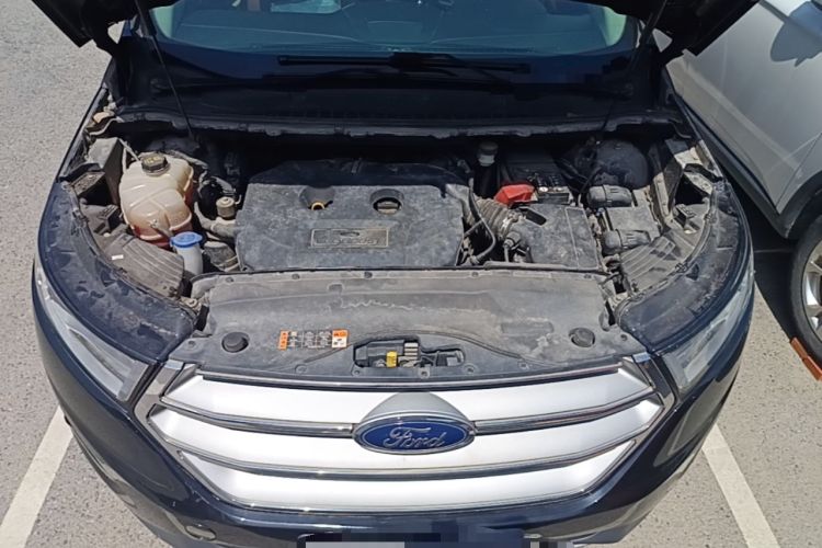 Used Ford Edge 2015 2.0T GTDi Two-Wheel-Drive Elite Edition Engine Bay