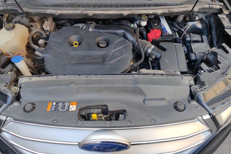 Used Ford Edge 2015 2.0T GTDi 4x4 High-Grade Model Engine Bay