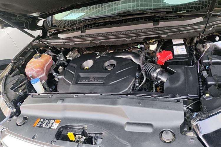 Used Ford Edge 2015 2.0T GTDi Two-Wheel-Drive High-Line Version Engine Bay