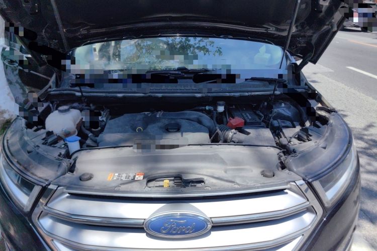 Used Ford Edge 2015 2.0T GTDi Four-Wheel Drive Prestige Model Engine Bay
