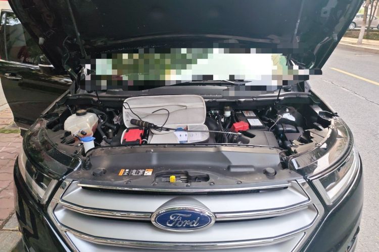 Used Ford Edge 2015 2.0T GTDi Four-Wheel Drive Prestige Model Engine Bay