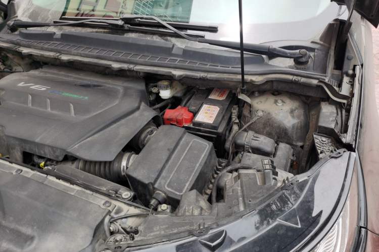 Used Ford Edge 2015 2.7T GTDi 4x4 Prestige 7-Seater Engine Bay Left