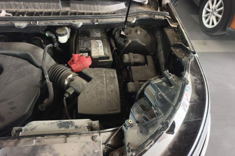 Used Ford Edge 2015 2.0T GTDi Four-Wheel Drive Prestige Model Engine Bay Left