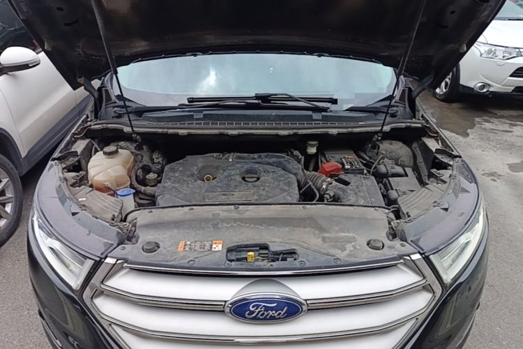 Used Ford Edge 2015 2.0T GTDi Two-Wheel-Drive Elite Edition Engine Bay