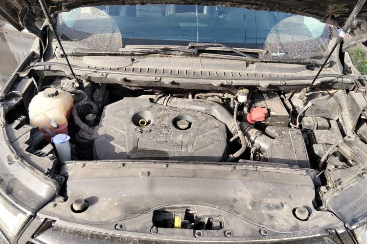 Used Ford Edge 2015 2.0T GTDi 4x4 High-Grade Model Engine Bay
