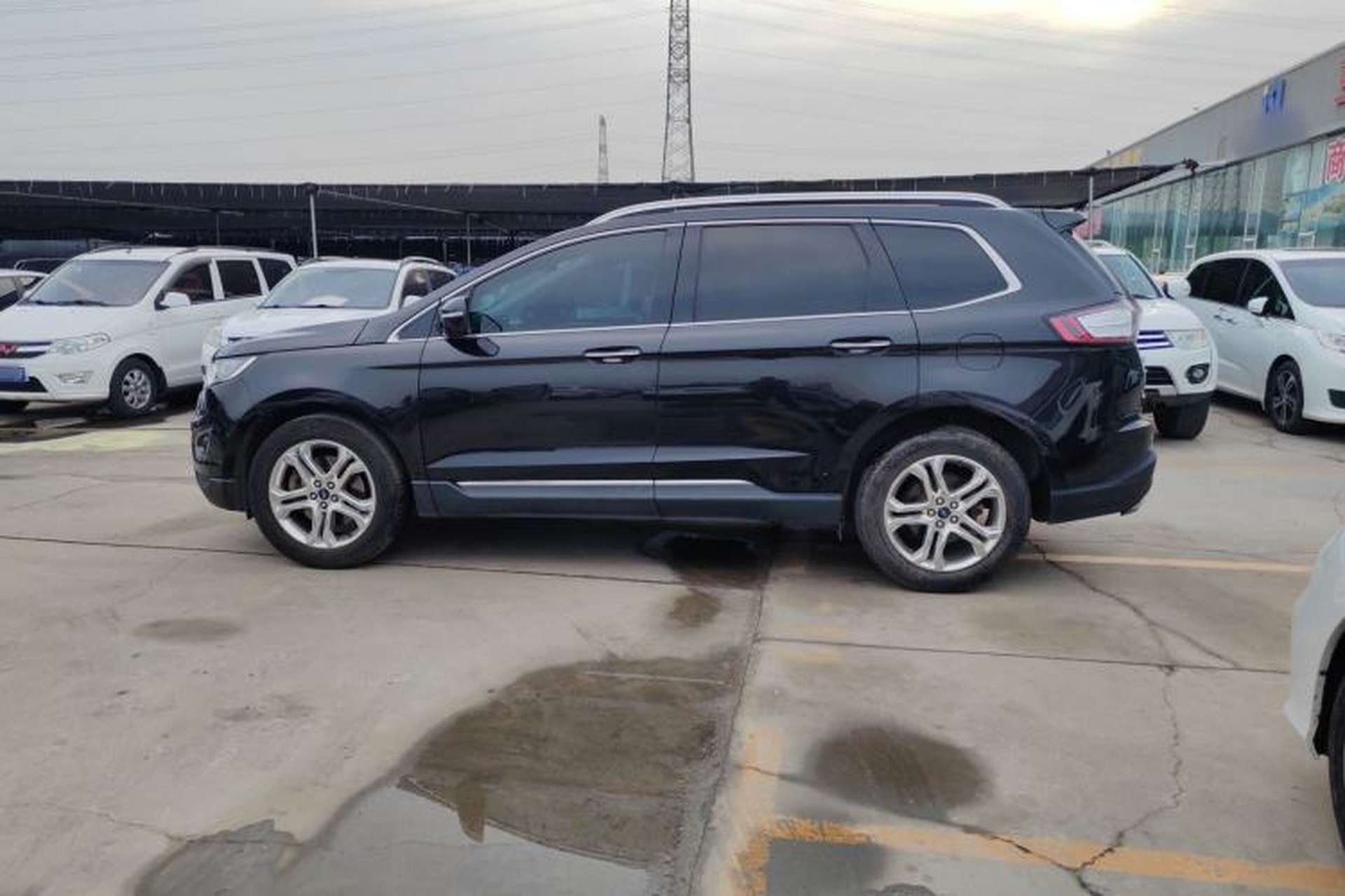 Used Ford Edge 2015 2.0T GTDi Two-Wheel-Drive High-Line Version Exterior 7