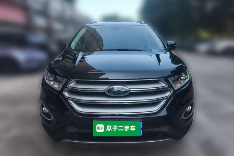 Used Ford Edge 2015 2.0T GTDi Two-Wheel-Drive Platinum Edition Front