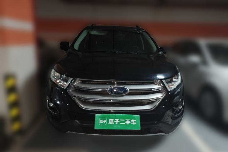 Used Ford Edge 2015 2.0T GTDi Two-Wheel-Drive Platinum Edition Front