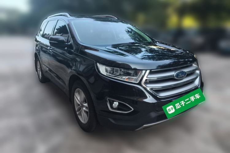 Used Ford Edge 2015 2.0T GTDi Two-Wheel-Drive Platinum Edition Front Right 45 Deg