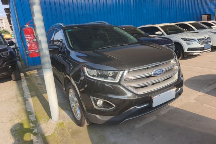 Used Ford Edge 2015 2.0T GTDi 4x4 High-Grade Model Front Right 45 Deg