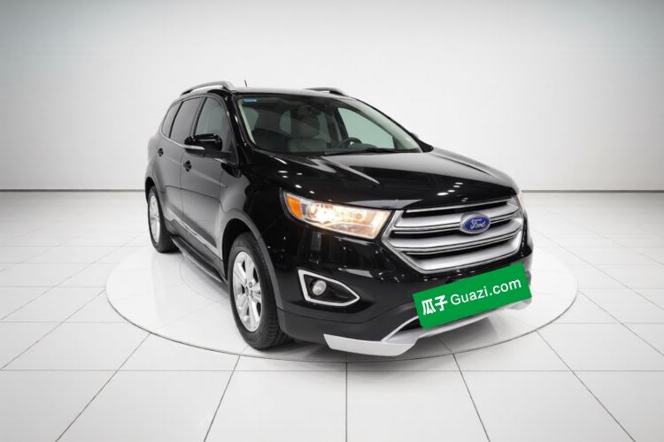 Used Ford Edge 2015 2.0T GTDi Two-Wheel-Drive Elite Edition Front Right 45 Deg