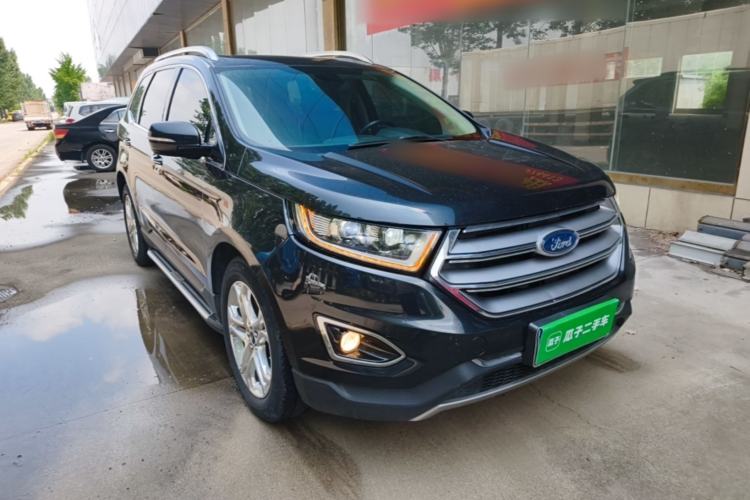 Used Ford Edge 2015 2.0T GTDi Two-Wheel-Drive High-Line Version Front Right 45 Deg