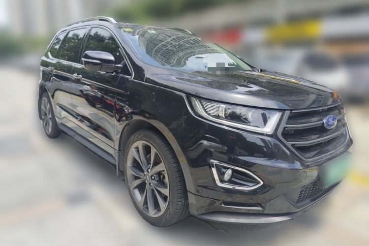 Used Ford Edge 2015 2.7T GTDi 4x4 Sporty 7-Seater Front Right 45 Deg
