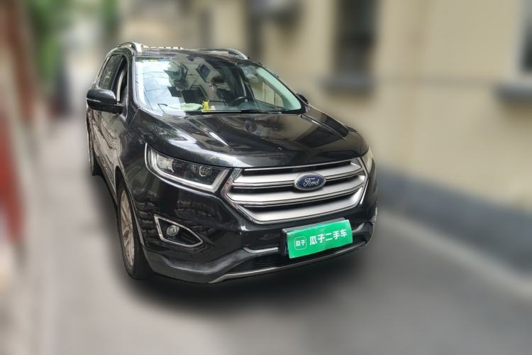 Used Ford Edge 2015 2.0T GTDi 4x4 High-Grade Model Front Right 45 Deg