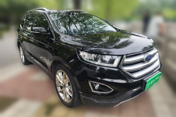 Used Ford Edge 2015 2.7T GTDi 4x4 Prestige 7-Seater Front Right 45 Deg