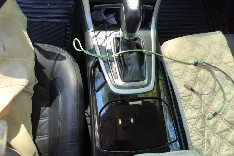Used Ford Edge 2015 2.0T GTDi 4x4 High-Grade Model Gear Lever