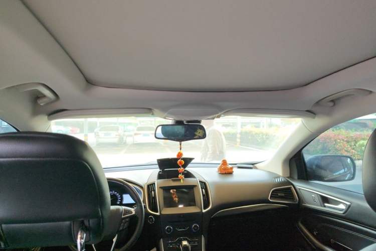 Used Ford Edge 2015 2.0T GTDi 4x4 High-Grade Model Headliner