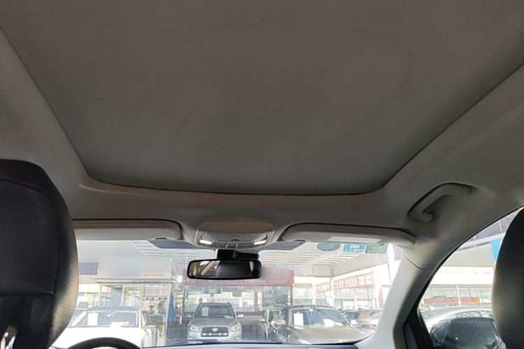 Used Ford Edge 2015 2.0T GTDi Two-Wheel-Drive High-Line Version Headliner