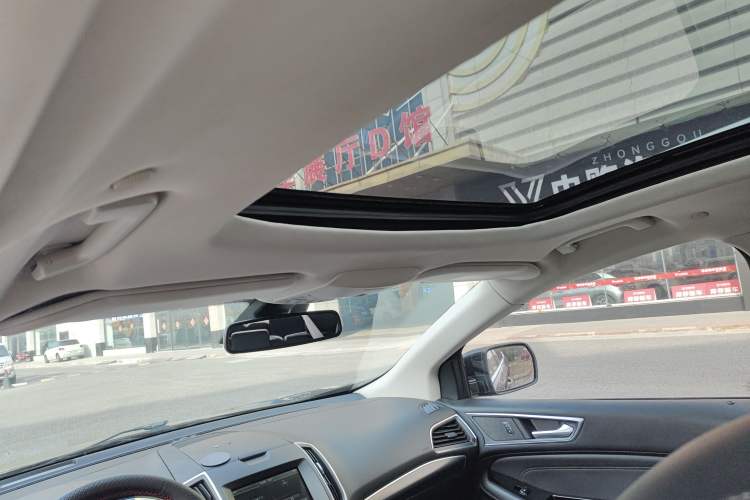 Used Ford Edge 2015 2.7T GTDi 4x4 Prestige 7-Seater Headliner