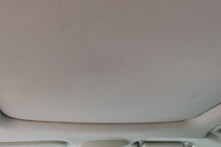 Used Ford Edge 2015 2.0T GTDi 4x4 High-Grade Model Headliner