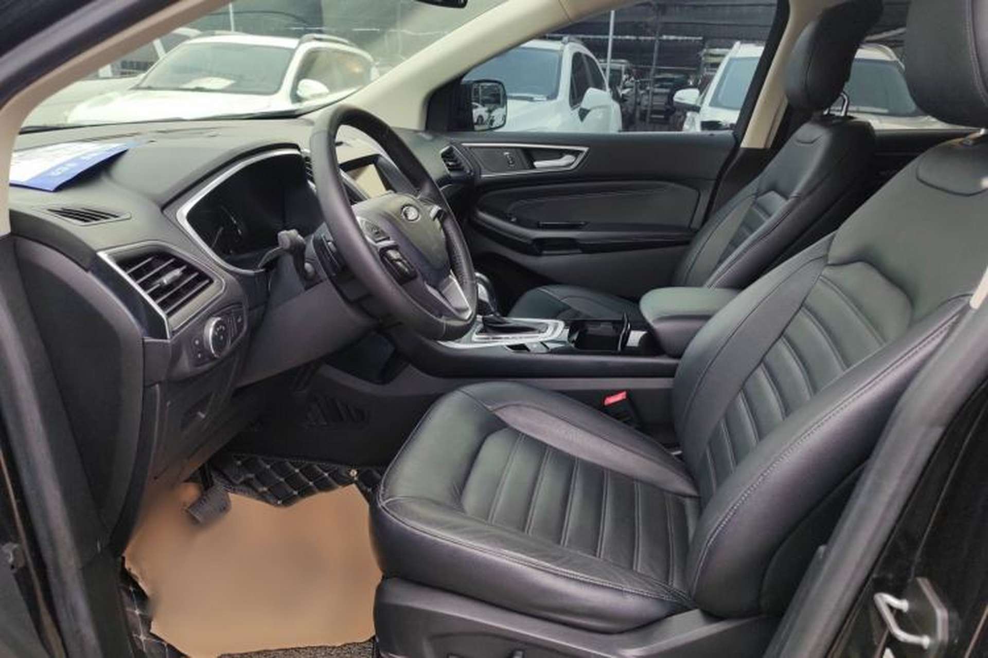 Used Ford Edge 2015 2.0T GTDi Two-Wheel-Drive High-Line Version Interior 1