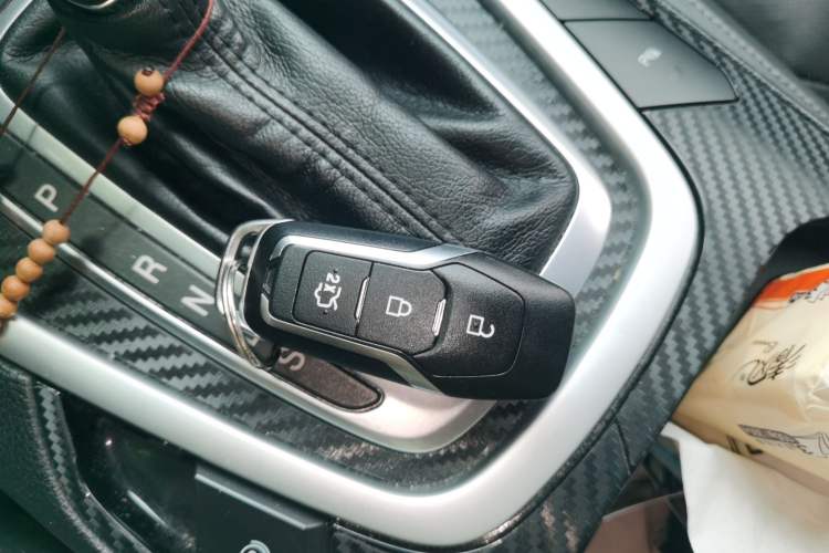 Used Ford Edge 2015 2.7T GTDi 4x4 Prestige 7-Seater Interior 1