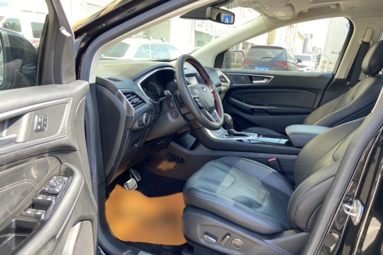 Used Ford Edge 2015 2.7T GTDi 4x4 Prestige 7-Seater Interior 2