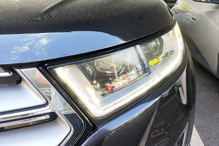 Used Ford Edge 2015 2.0T GTDi Two-Wheel-Drive High-Line Version Left Front Headlight